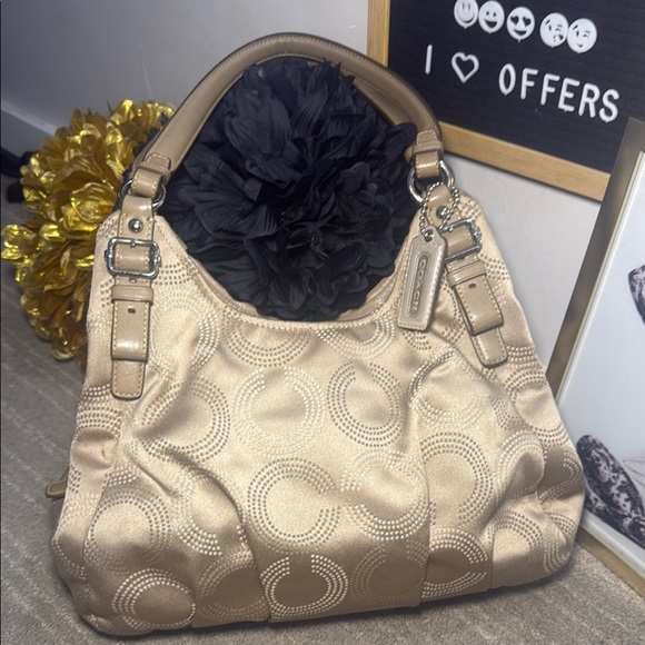 Coach Tan Hobo Shoulder Bag with Textured Fabric - Picture 5 of 12